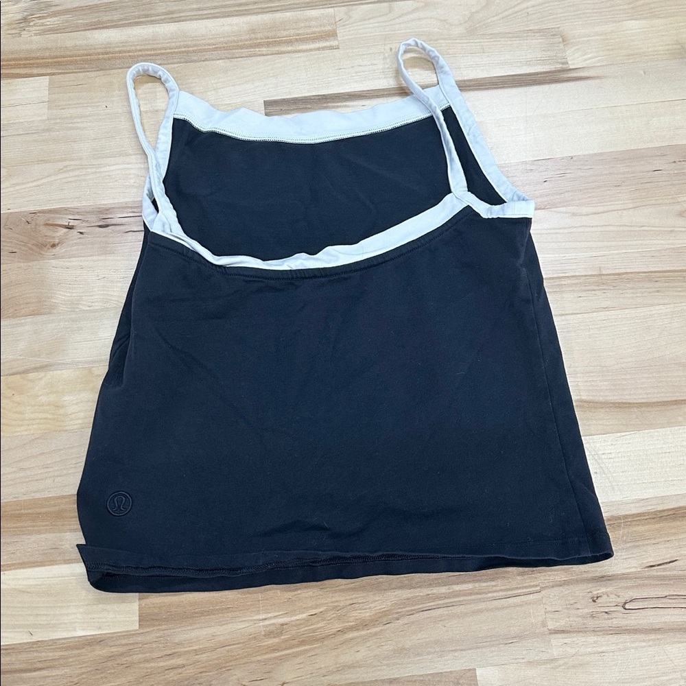 Lululemon black and white tank - Picture 4 of 5